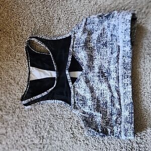 Buffy bunny medium mesh sports bra